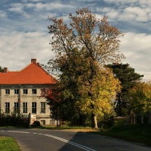 Pałac w Sieroszowicach