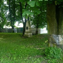 Cmentarz wojenny w Trawnikach