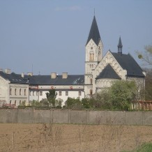 Klasztor sióstr dominikanek w Tarnobrzegu