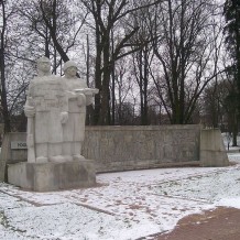 Pomnik Pogromcom hitleryzmu w Wieluniu 