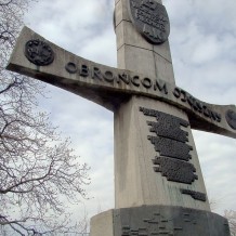pomnik 27 wołyńskiej dywizji piechoty AK