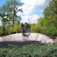 Pomnik ofiar Katynia w Katowicach 