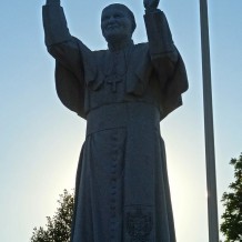 Pomnik papieża Jana Pawła II w Żołędowie