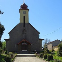 Kościół pw. Trójcy Świętej w Ludmierzycach.