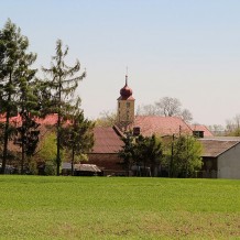 Kościół pw. Trójcy Świętej.