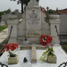 Cmentarz w Moszczenicy 