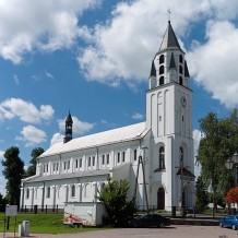 Kościół Trójcy Przenajświętszej w Chorzelach
