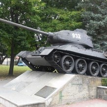Pomnik-czołg w Dubience