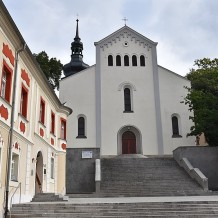 Kościół Matki Boskiej Bolesnej i św. Wojciecha w O