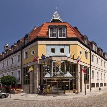 Budynek Hotelu im. Jana Pawła II we Wrocławiu