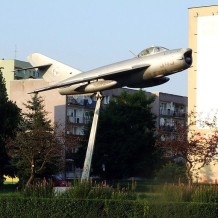 Pomnik lotniczy MiG-17PF w Ostrowcu Świętokrzyskim