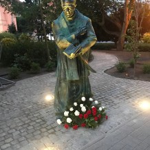 Pomnik ks. Kazimierza Michalskiego