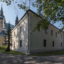 Sanktuarium Matki Bożej Dzikowskiej w Tarnobrzegu