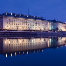 Budynek Urzędu Wojewódzkiego we Wrocławiu