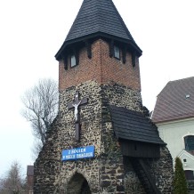 Dzwonnica kościelna w Chróścinie 