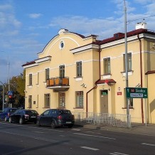 Budynek przy ulicy Józefa Piłsudskiego 28