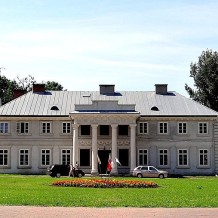 Pałac w Łabuńkach Pierwszych