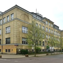 Szkoła przy ul. Otwockiej 3 w Warszawie