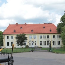 Pałac w Ostrowcu