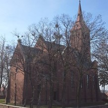 Kościół Trójcy Przenajświętszej w Komarowie