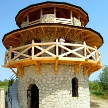 Baszta - wieża widokowa w Krasnobrodzie