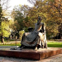 Pomnik Jana Kochanowskiego w Radomiu