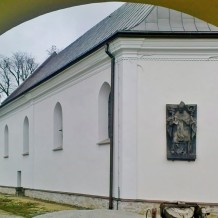 Kościół Matki Bożej Szkaplerznej w Moszczenicy 