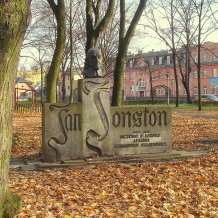 Pomnik Jana Jonstona w Lesznie