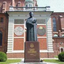 pomnik Kardynała Stefana Wyszyńskiego Prymasa Polski