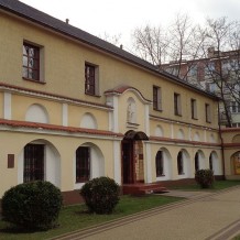 Budynki klasztoru franciszkanów we Włocławku.