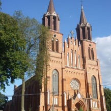 Neogotycki kościół parafialny pw. św. Michała Archanioła w Płonce Kościelnej.