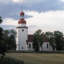 Kościół św. Jana Chrzciciela w Księginicach W.