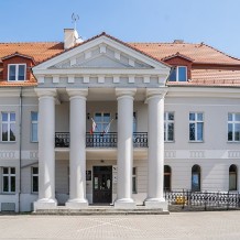 Pałac we Lwówku