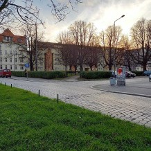 Zieleniec przy ulicy Przestrzennej we Wrocławiu