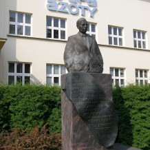 Pomnik Eugeniusza Kwiatkowskiego w Tarnowie