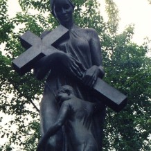 Pomnik Matki-Ojczyzny w Licheniu Starym
