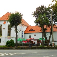 Baszta Strzegomska i kościół św Barbary w Świdnicy