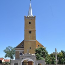 Kościół św. Andrzeja Apostoła w Męcince