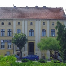 Pałac biskupów poznańskich w Buku