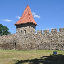 Mury obronne w Świebodzicach