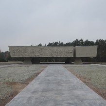 Pomnik Ofiar Faszyzmu w Lesie Rzuchowskim