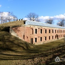 Fort pancerny GHW XV Borek w Siedliskach - koszary szyjowe