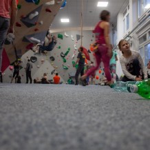 B.Lab bouldering laboratory