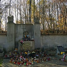 Pomnik legionistów oraz grób gen. Bolesława Wieniawa-Długoszowskiego