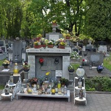 Grobowiec rodziców Jana Pawła II, Cmentarz wojskowy, ul. Prandoty 1, Kraków