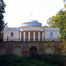 Zespół pałacowo parkowy w Natolinie.