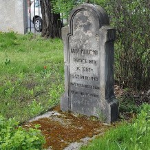 Jeden z nagrobków na Cmentarzu Kamionkowskim